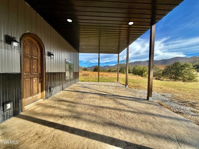 2114 Powell River Rd, Tazewell, TN 37879