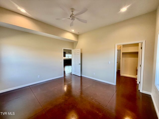 2114 Powell River Rd, Tazewell, TN 37879