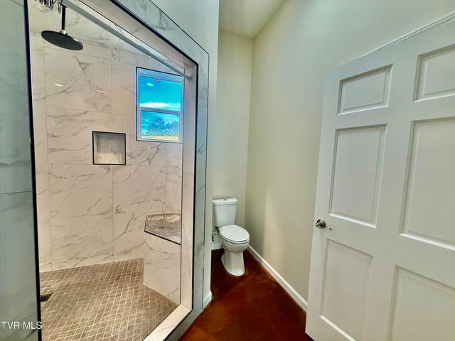 2114 Powell River Rd, Tazewell, TN 37879