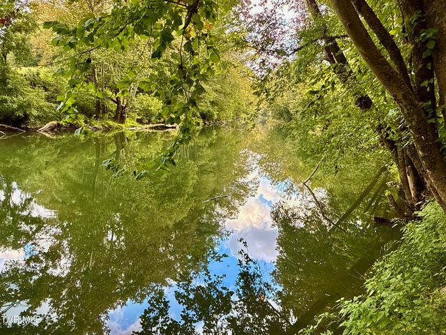 2114 Powell River Rd, Tazewell, TN 37879