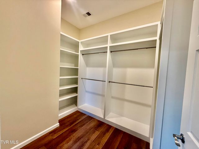 2114 Powell River Rd, Tazewell, TN 37879