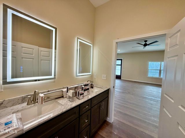 2114 Powell River Rd, Tazewell, TN 37879