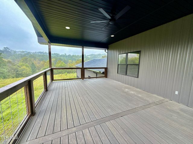 2114 Powell River Rd, Tazewell, TN 37879