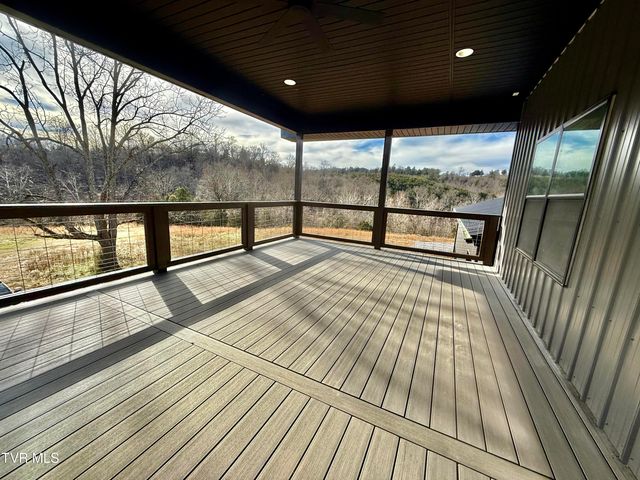 2114 Powell River Rd, Tazewell, TN 37879