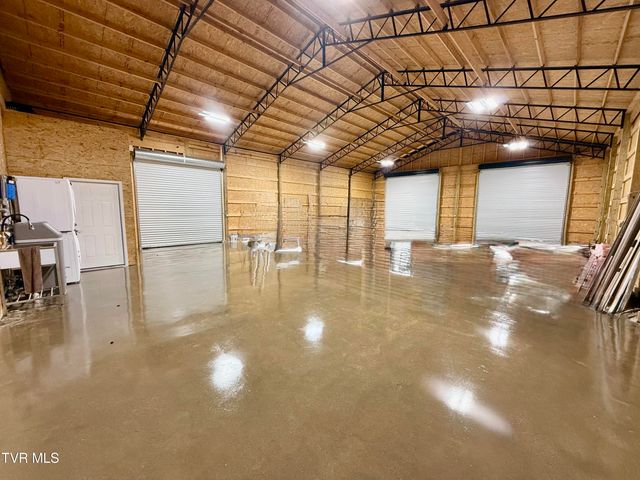 2114 Powell River Rd, Tazewell, TN 37879