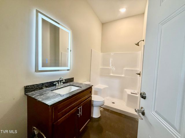 2114 Powell River Rd, Tazewell, TN 37879