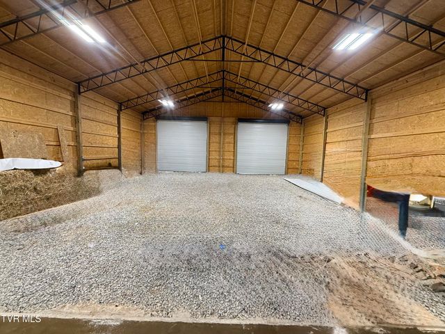 2114 Powell River Rd, Tazewell, TN 37879