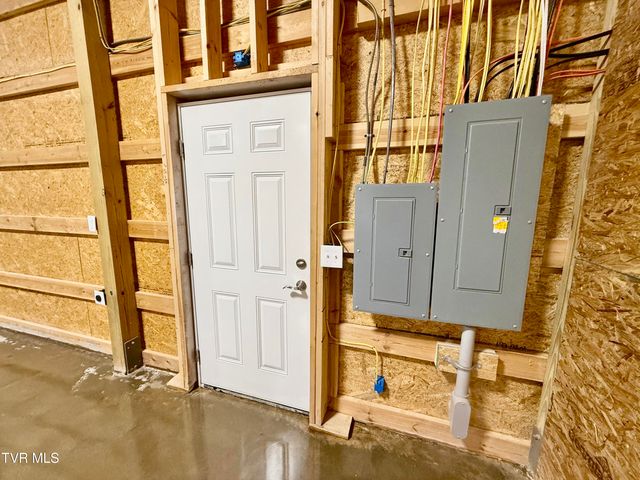 2114 Powell River Rd, Tazewell, TN 37879