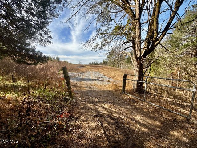 2114 Powell River Rd, Tazewell, TN 37879