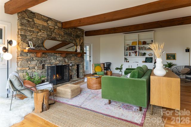 246 Sweetwater Road, Mills River, NC 28759