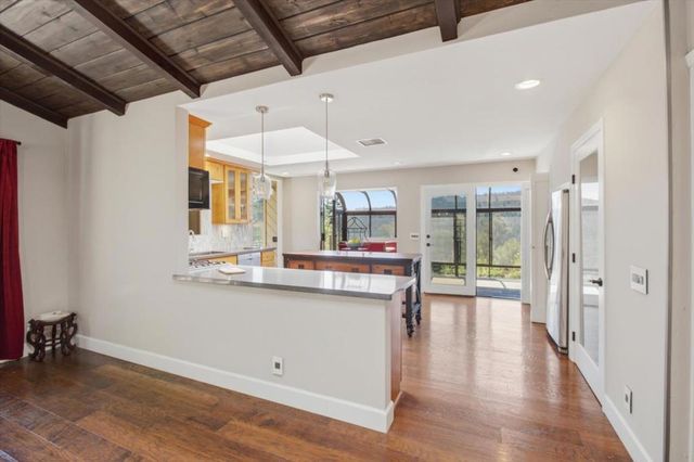 20955 Panorama Drive, Los Gatos, CA 95033