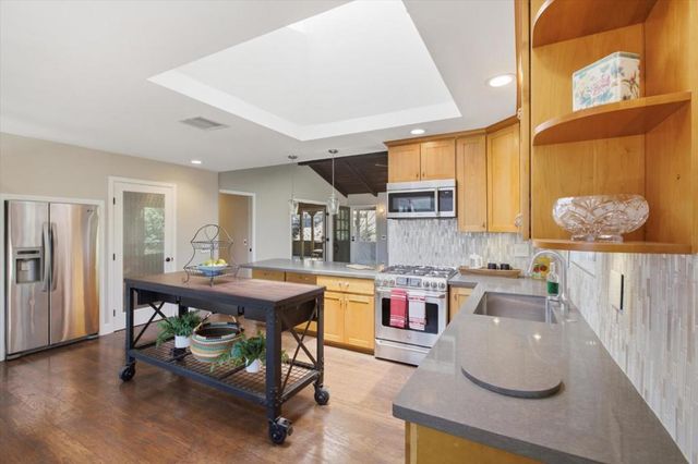 20955 Panorama Drive, Los Gatos, CA 95033