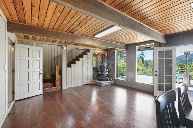20955 Panorama Drive, Los Gatos, CA 95033