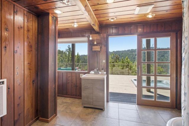 20955 Panorama Drive, Los Gatos, CA 95033