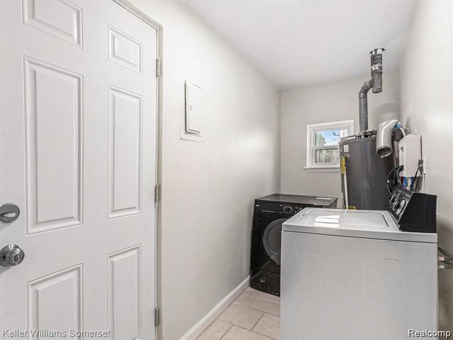 1419 Morris Avenue, Lincoln Park, MI 48146