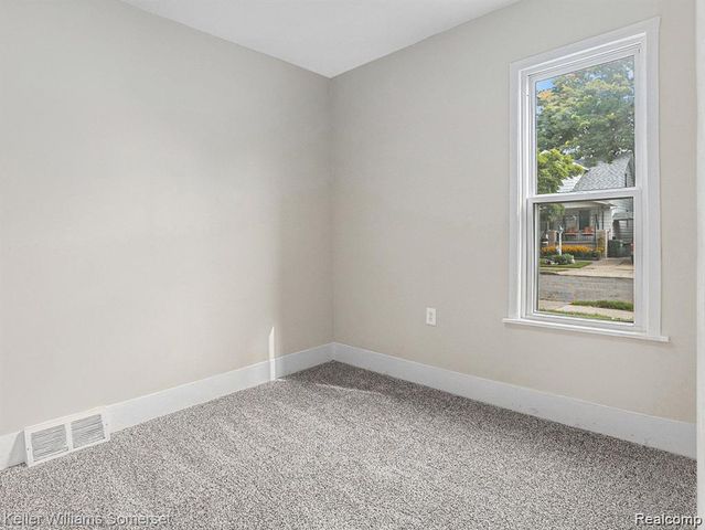 1419 Morris Avenue, Lincoln Park, MI 48146