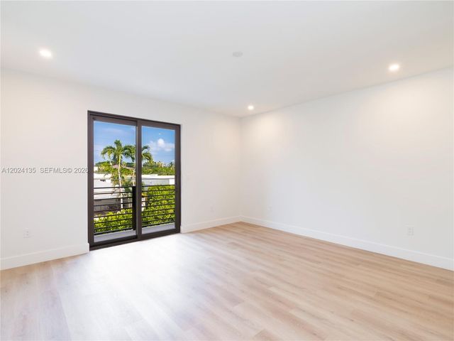 1118 NE 10th Ave 1118, Fort Lauderdale, FL 33304