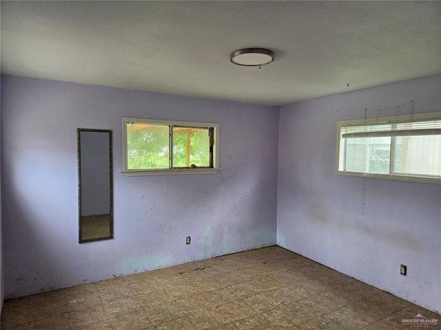 125 N Mccullough Street, San Benito, TX 78586