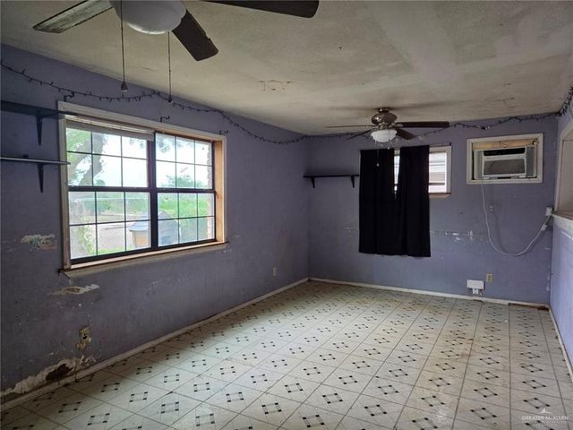 125 N Mccullough Street, San Benito, TX 78586