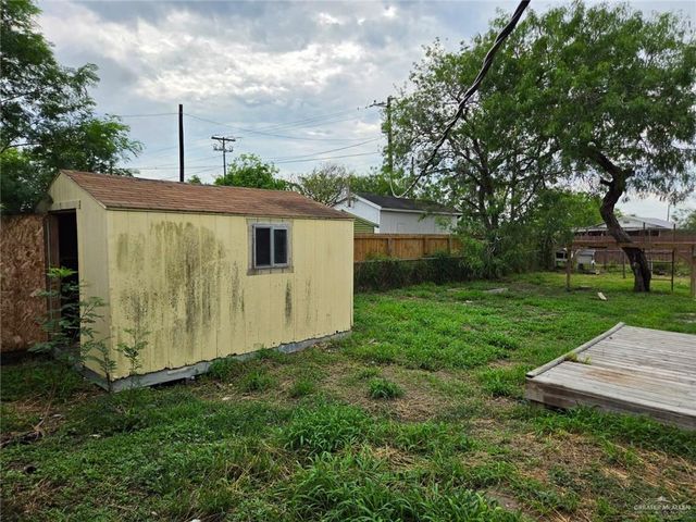 125 N Mccullough Street, San Benito, TX 78586