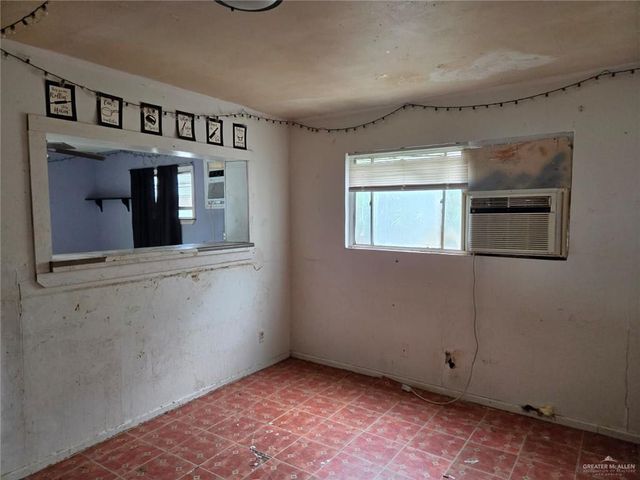 125 N Mccullough Street, San Benito, TX 78586