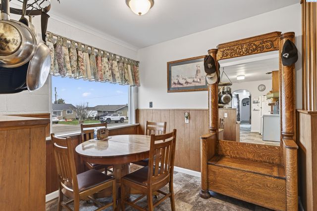 720 Brock Ct, Prosser, WA 99350