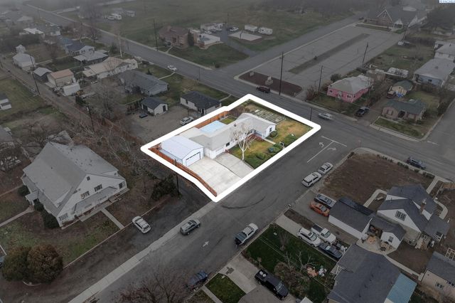 720 Brock Ct, Prosser, WA 99350