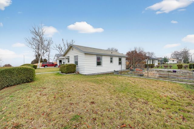 720 Brock Ct, Prosser, WA 99350