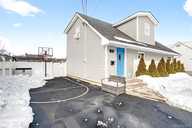 53 Hazelton Road, Yonkers, NY 10710