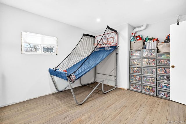 53 Hazelton Road, Yonkers, NY 10710