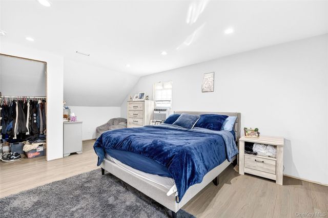 53 Hazelton Road, Yonkers, NY 10710