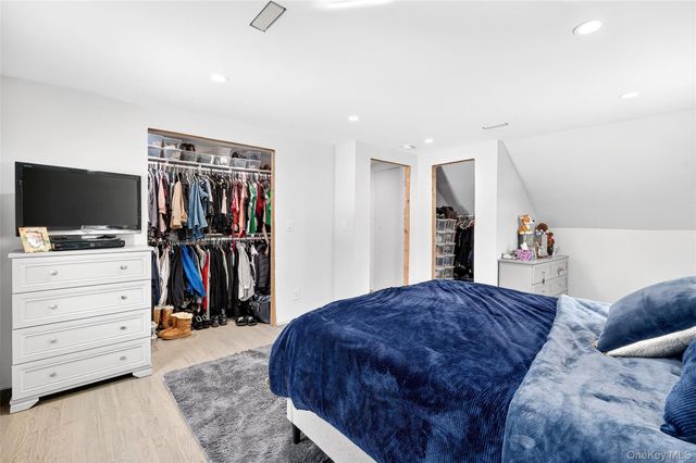 53 Hazelton Road, Yonkers, NY 10710