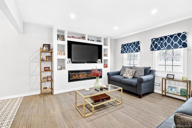 53 Hazelton Road, Yonkers, NY 10710