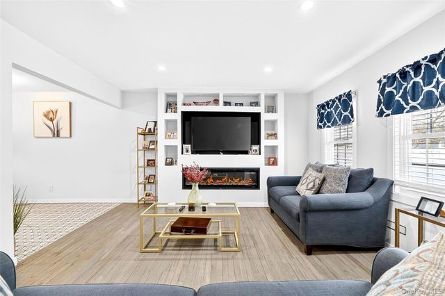 53 Hazelton Road, Yonkers, NY 10710