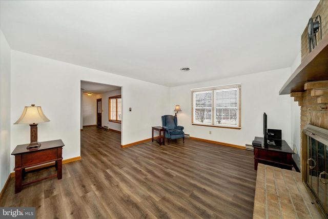 8415 CRUM RD, Walkersville, MD 21793