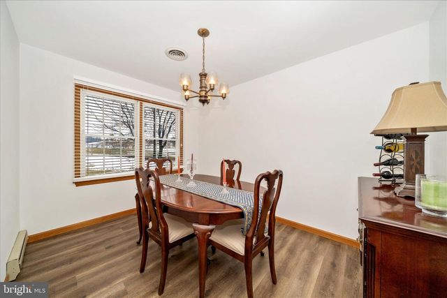 8415 CRUM RD, Walkersville, MD 21793