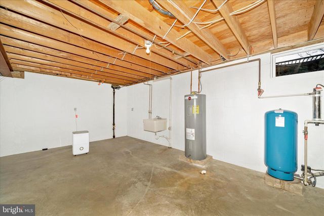 8415 CRUM RD, Walkersville, MD 21793