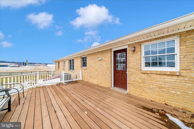 8415 CRUM RD, Walkersville, MD 21793