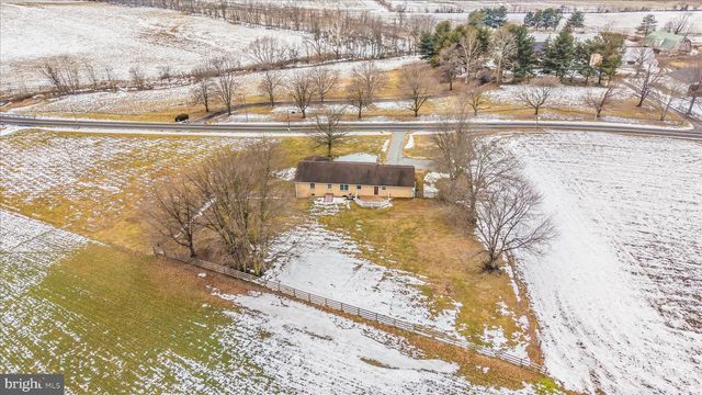 8415 CRUM RD, Walkersville, MD 21793