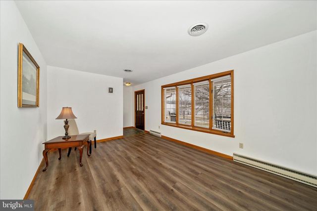 8415 CRUM RD, Walkersville, MD 21793