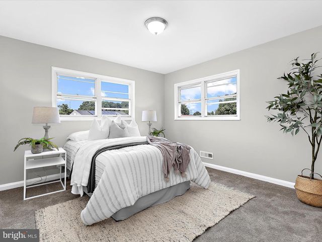 901 VANDERWOOD RD, Baltimore, MD 21228