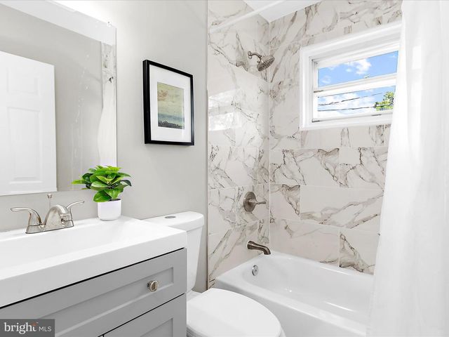 901 VANDERWOOD RD, Baltimore, MD 21228
