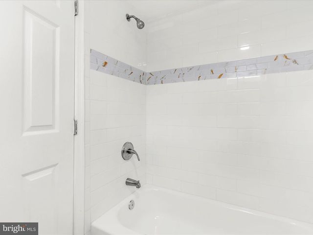 901 VANDERWOOD RD, Baltimore, MD 21228