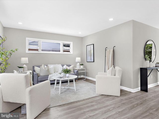 901 VANDERWOOD RD, Baltimore, MD 21228