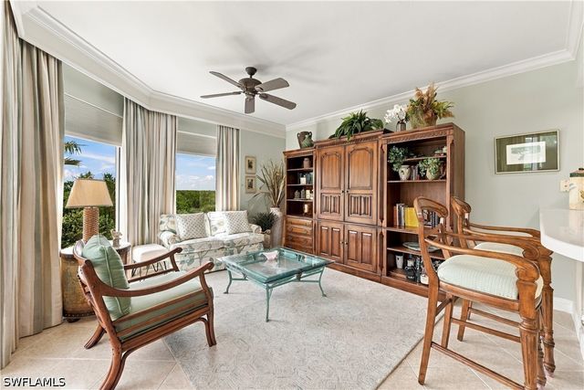 1060 Borghese LN 205, Naples, FL 34114