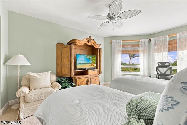 1060 Borghese LN 205, Naples, FL 34114