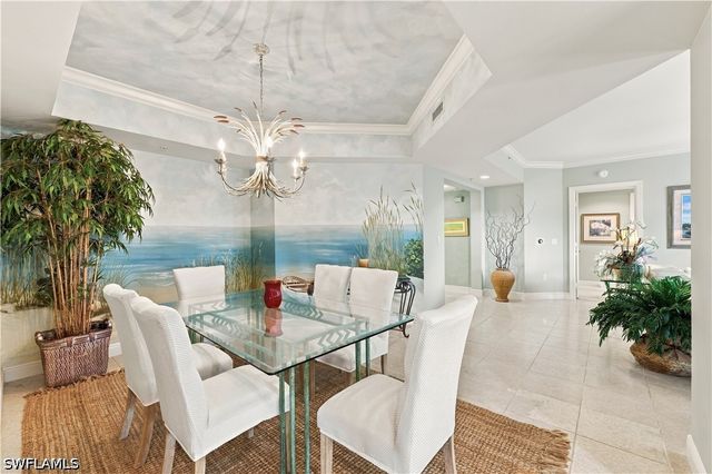 1060 Borghese LN 205, Naples, FL 34114