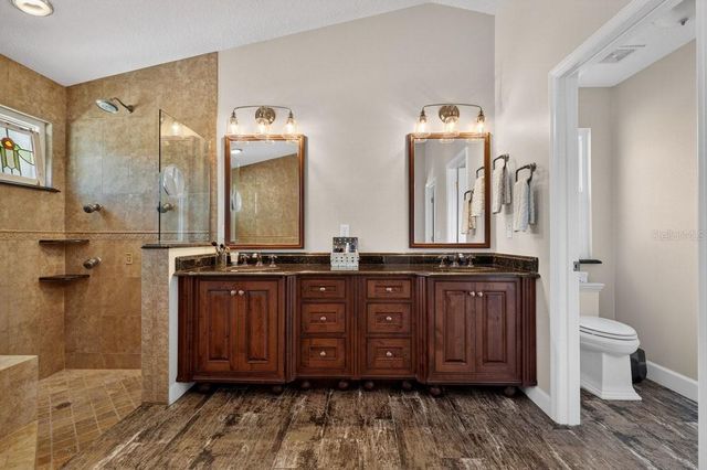 14 VILLAGE DRIVE, Ormond Beach, FL 32174