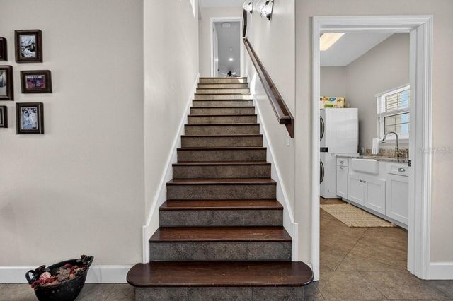 14 VILLAGE DRIVE, Ormond Beach, FL 32174