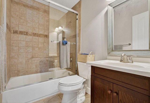 14 VILLAGE DRIVE, Ormond Beach, FL 32174